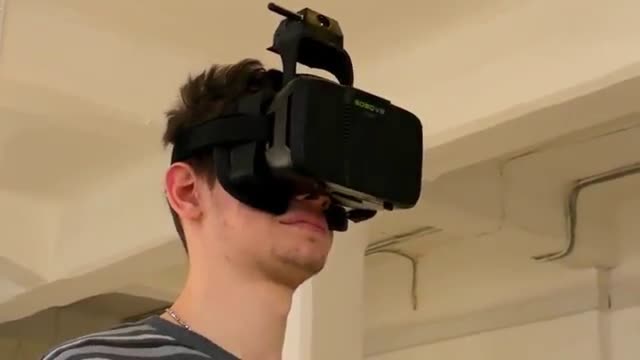 VR头盔跟踪±2厘米 | 室内定位 | Marvelmind